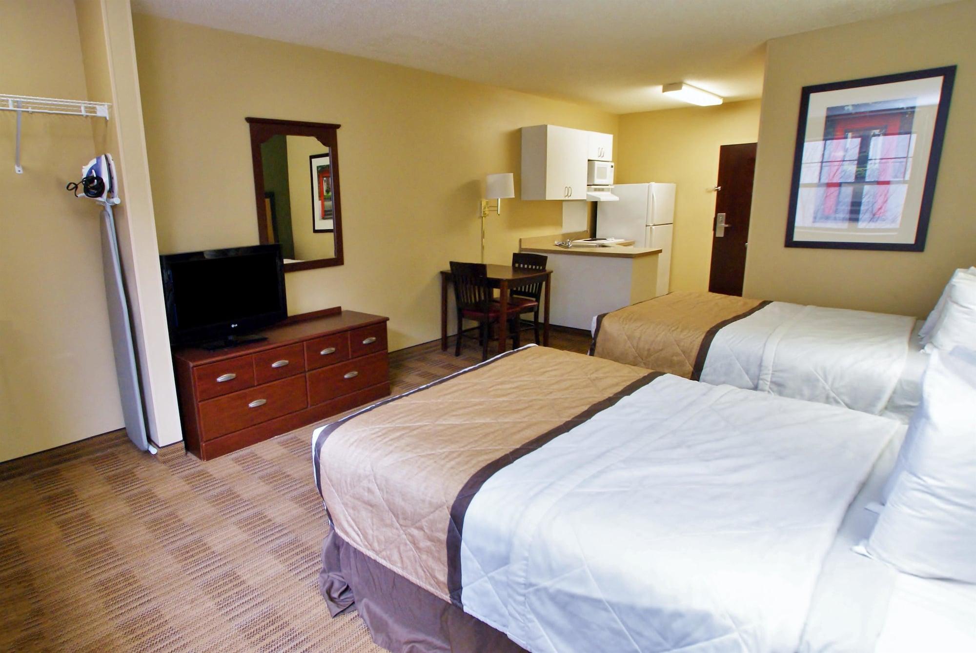 Extended Stay America Suites - Hampton - Coliseum Екстер'єр фото